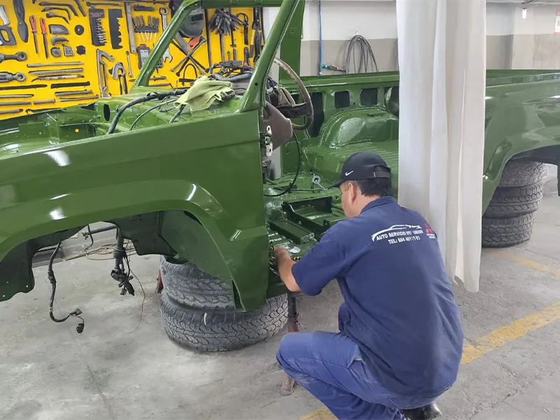 Img-Autoservicio-Latonería_Y_Pintura-2025-7